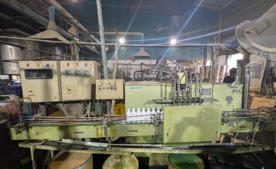 4 Head Volumetric Filling Machine
